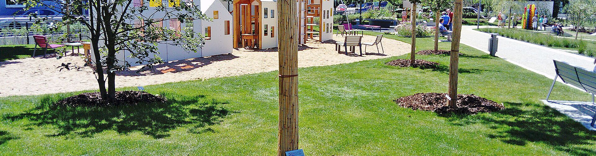 Landesgartenschau Pfaffenhofen: OIL! und Zieglmeier übernehmen Patenschaft für 25 Bäume Landesgartenschau Pfaffenhofen: OIL! und Zieglmeier übernehmen Patenschaft für 25 Bäume